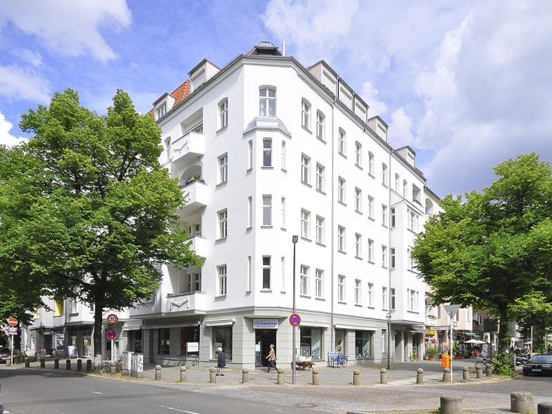 Holtzendorffstraße 18 / Leonhardtstraße 14